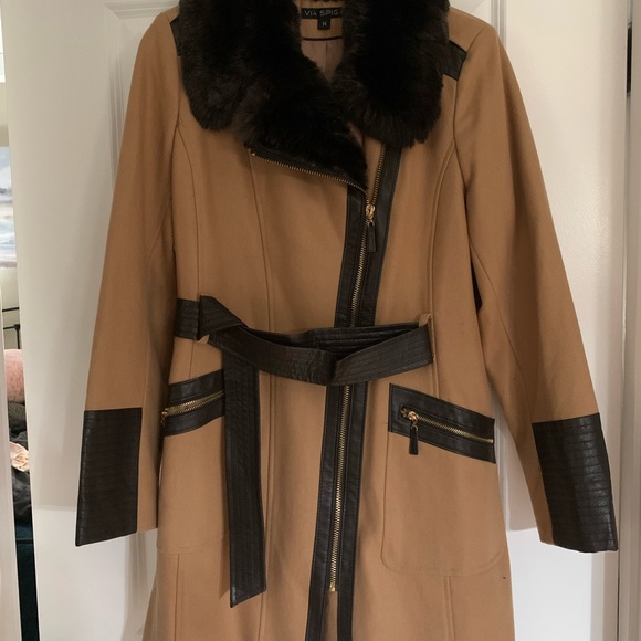 Vía Spiga Kate Mid-length Wool Coat - Picture 2 of 5